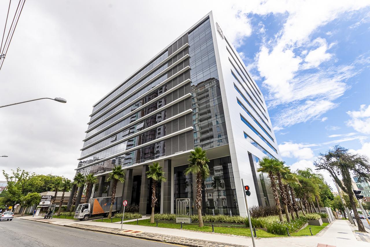 Prédio Comercial em Batel para Aluguel